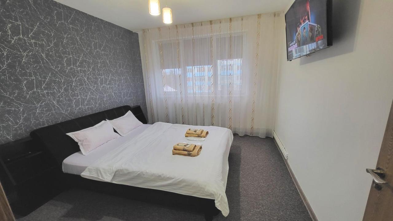 Apartament Navi Onesti Exteriér fotografie