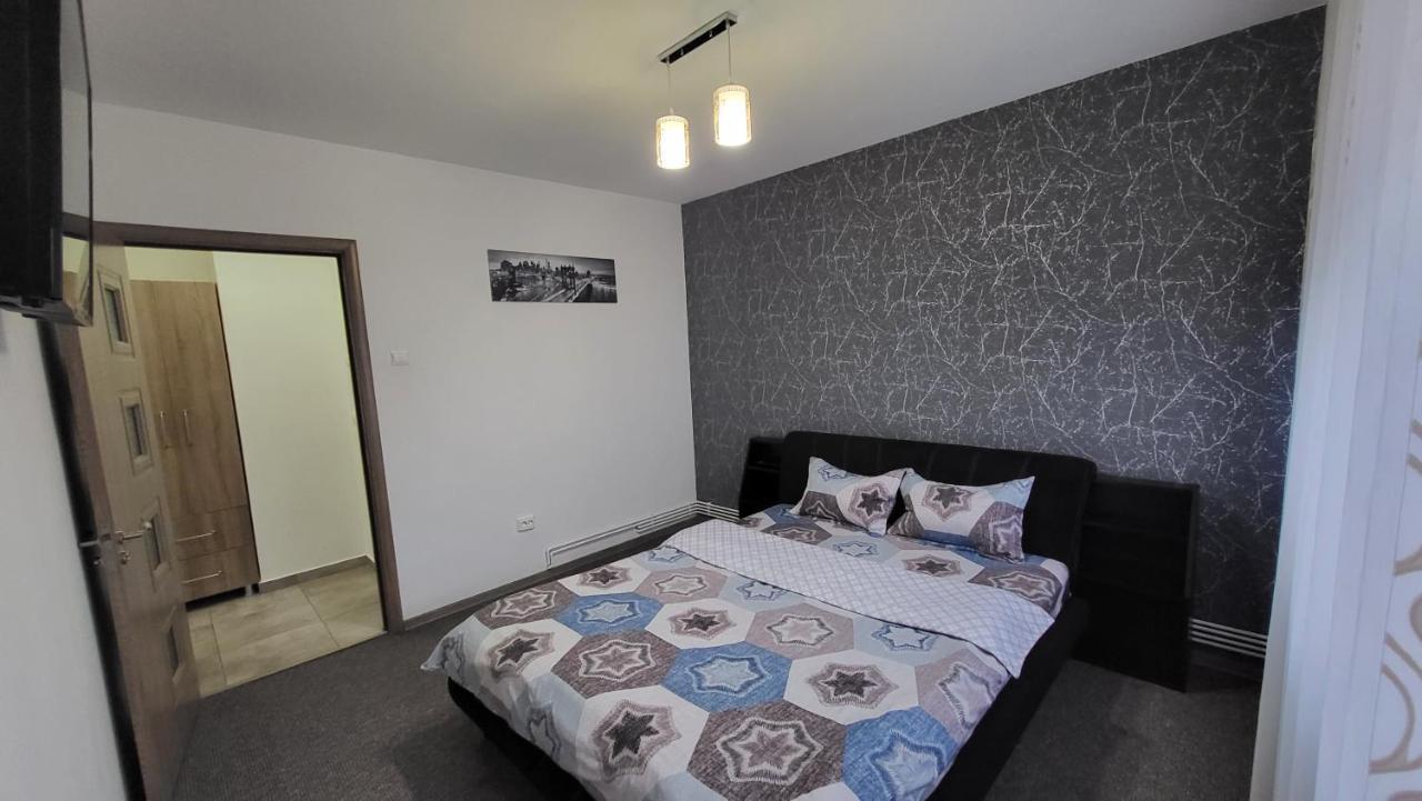 Apartament Navi Onesti Exteriér fotografie