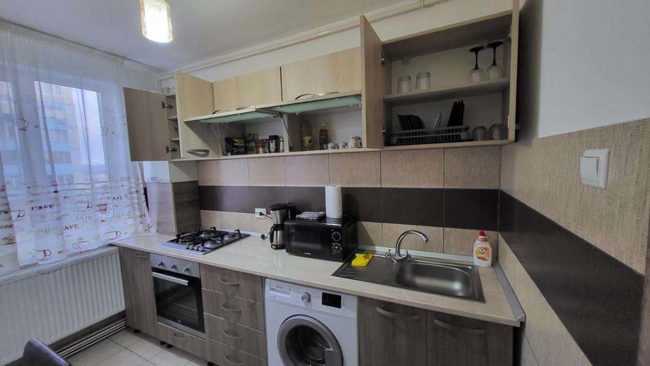 Apartament Navi Onesti Exteriér fotografie